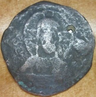   AE FOLLIS CLASS G. ATTRIBUTED TO ROMANUS IV. 1068 1071 AD. VIRGIN REV