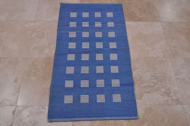 NEW 2x4 THROW RUG HANDMADE KITCHEN BATHROOM BLUE WHITE  