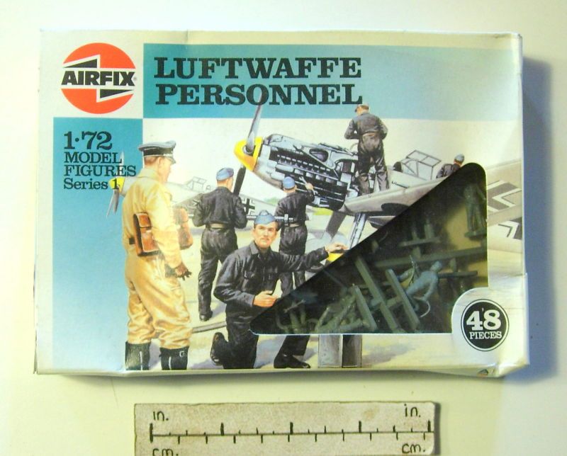 LUFTWAFFE PERSONNEL 172nd. AIRFIX 48 PIECES  