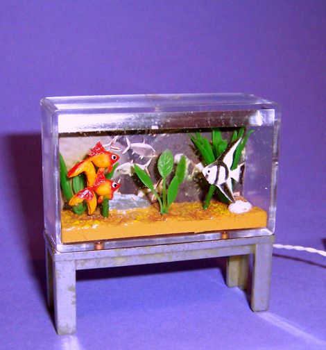 VINTAGE 1970s LUNDBY DOLLS HOUSE LIGHT UP AQUARIUM  