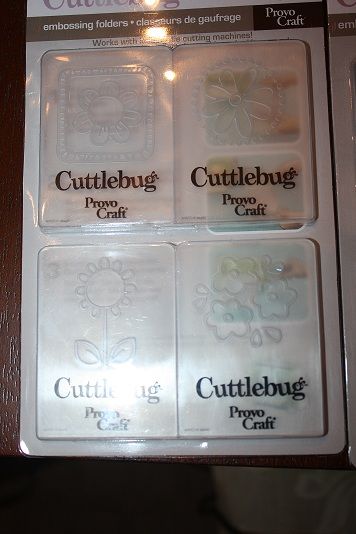 Cuttlebug Machine   Barely Used   with EXTRAS Disney, Embossing 