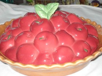 HUGE TREASURE CRAFT RED APPLE PIE PLATE DEEP DISH BOWL COVERED LID 