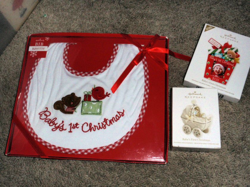 2011 HALLMARK KEEPSAKE ORNAMENTS BABYS FIRST CHRISTMAS PHOTO FRAME 