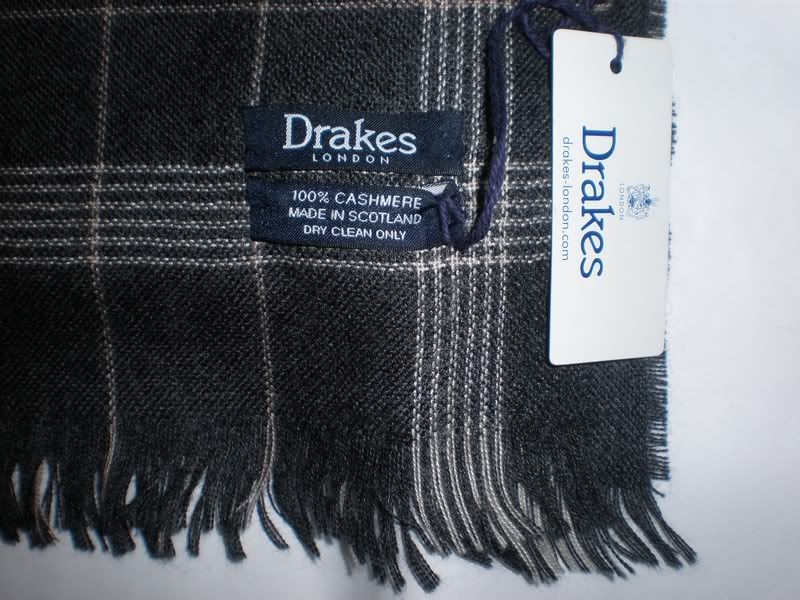 DRAKES London Scottish cashmere scarf   New with Tags  