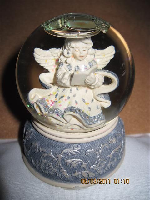 Little Angel by Sarahs Angels minature Snowglobe  