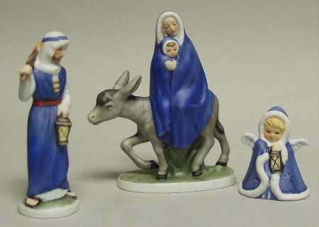 Goebel JANET ROBSON FIGURINE Flight Into Egypt 3 Pc Set  