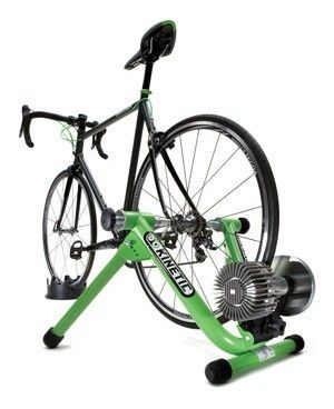 Kurt Kinetic Road Machine trainer + MTB tire riser NEW  