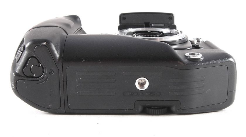   Camera Body with a type B focusing screen and a front cap