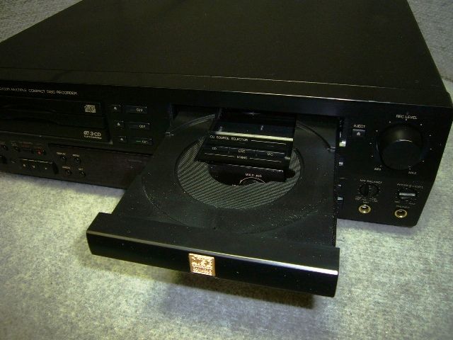   CD/CDR Multiple Compact Disc Decorder Compulink NICE CD RECORDER NR