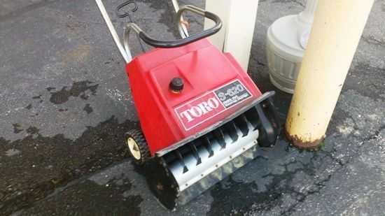 USED Toro Snow Blower 38162, Single Stage, 2.5HP, 20 Width  