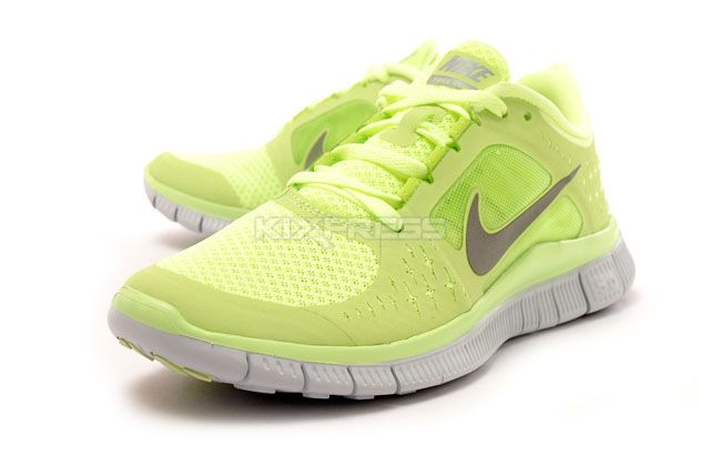 wmns nike free run+ 3 510643 300 lqd lm rflct slvr pr pltnm vlt sizing