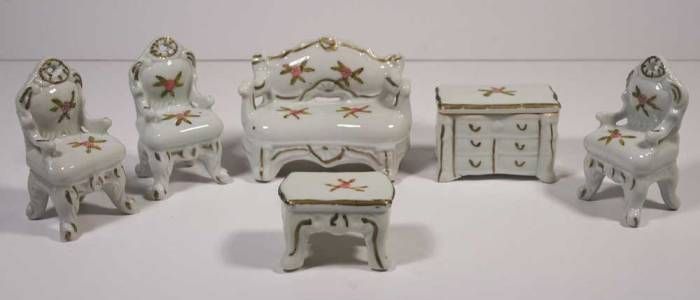   PORCELAIN FURNITURE Made in Japan LOVE SEAT / CHAIRS / DRESSER  