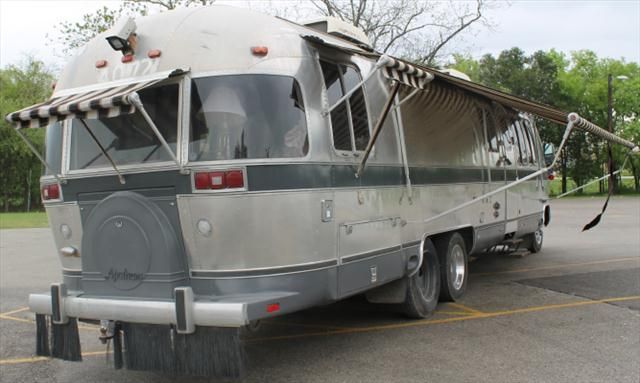 used rv AIRSTREAM 345 MOTORHOME ALUMINUM COMPLETE TAG AXLE CLASSIC 