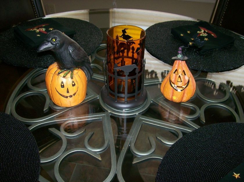 Longaberger 2011 Halloween Candle Holder Set   Cute  