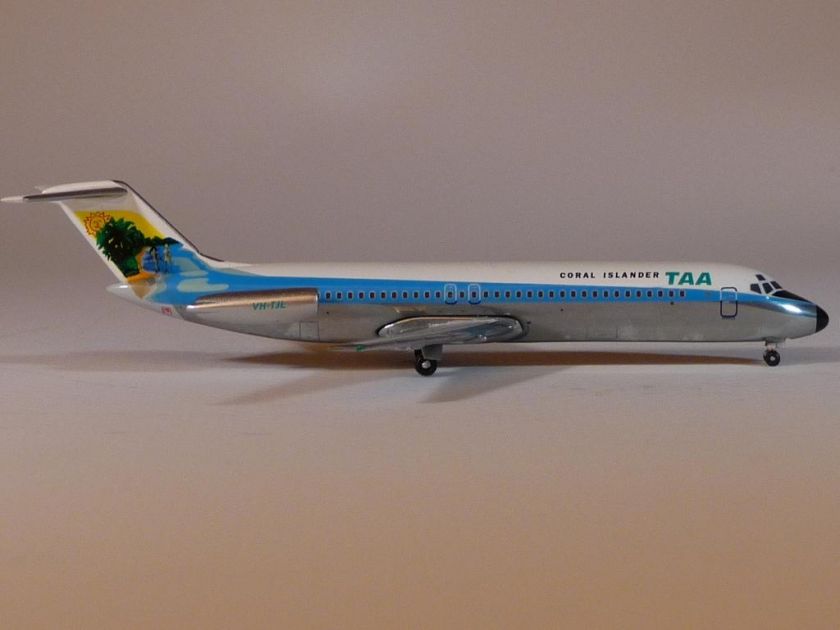 400 Aeroclassics TAA Trans Australia Airlines DC 9 32 Coral Islander