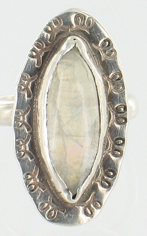 VINTAGE STERLING RAINBOW MOONSTONE GORGEOUS RING SZ 8  