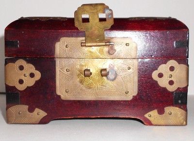 VTG CHINESE WOODEN JEWELRY BOX w/JADE INLAY SHANGHAI  