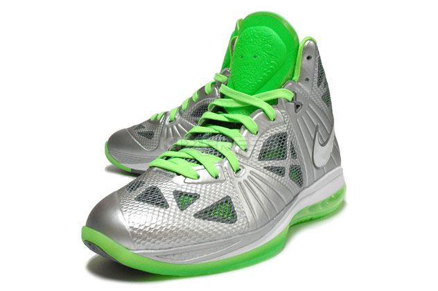 Kixpress  NIKE  BASKETBALL  LEBRON JAMES