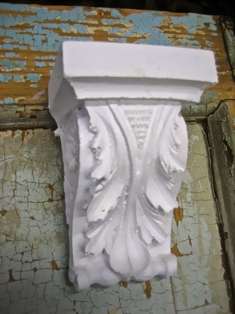   FURNITURE APPLIQUES * CORBELS * VINTAGE & ANTIQUE FURNITURE  