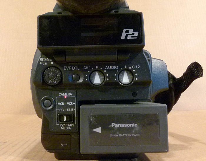 Panasonic AG HVX200P DVCPRO HD P2 Professional HD Camcoder  