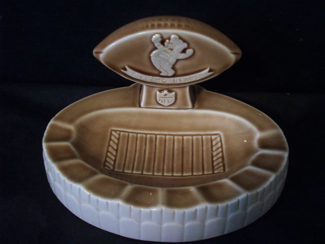 1960 WEICO CHICAGO BEARS FOOTBALL STADIUM ASHTRAY #B882  